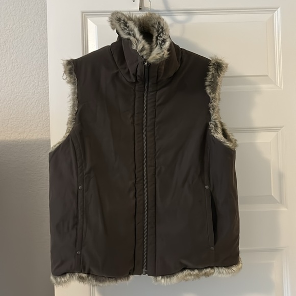 Weatherproof reversible faux fur and brown SZ L high funnel neck puffy gorpcore - Picture 1 of 16